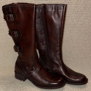Chic Brown Leather Heeled Boots
